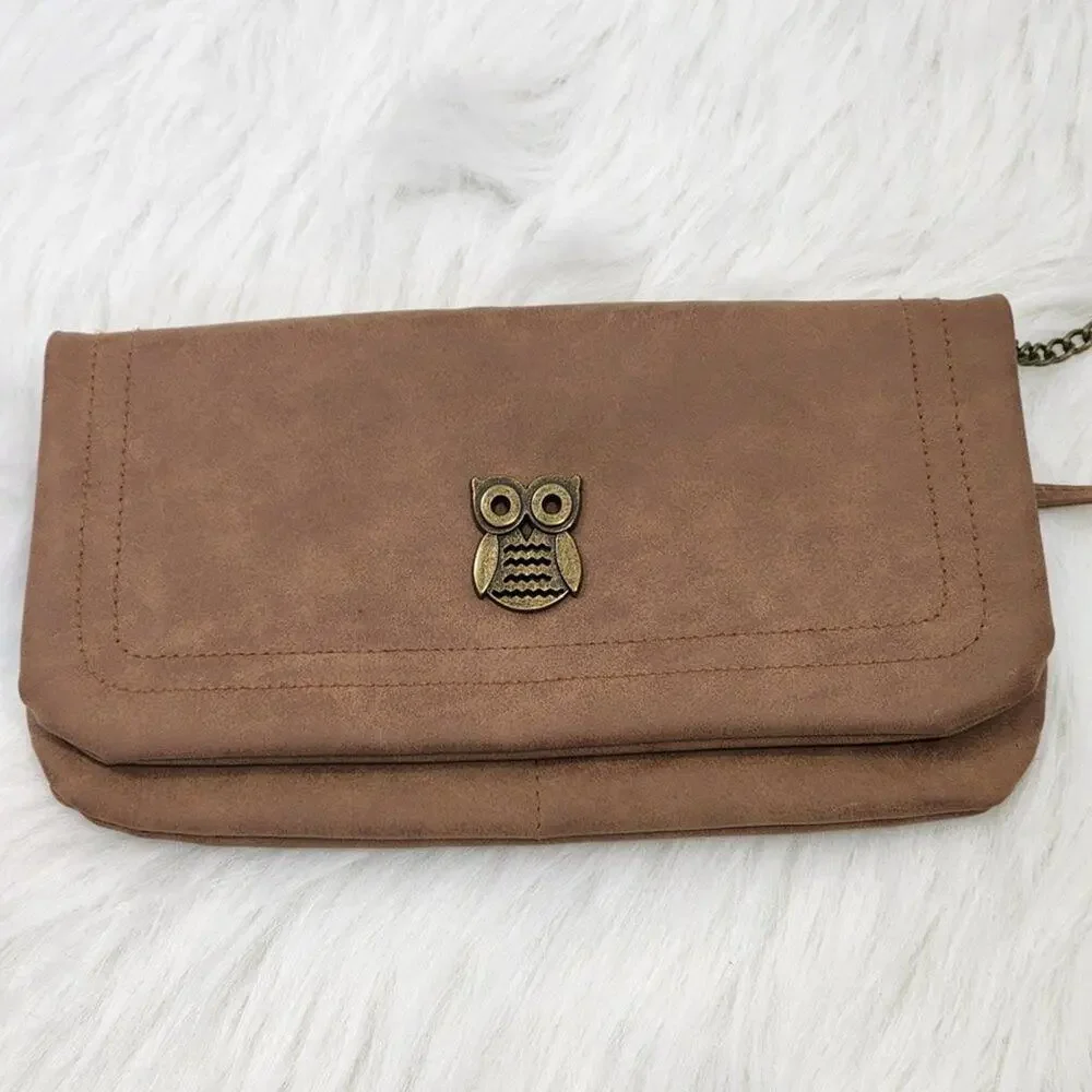 Light Brown Faux Leather Crossbody Purse with Metal‎ Owl Design